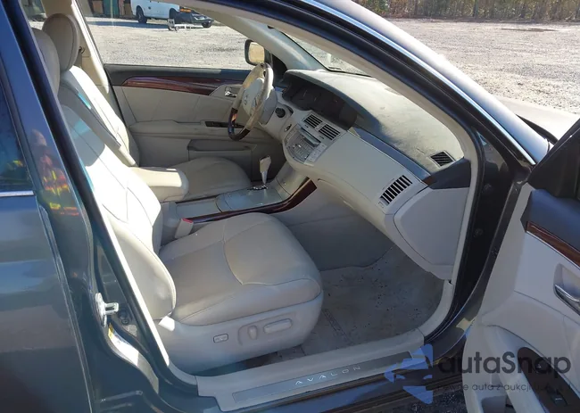 4T1BK3DB0AU358365: 44178691