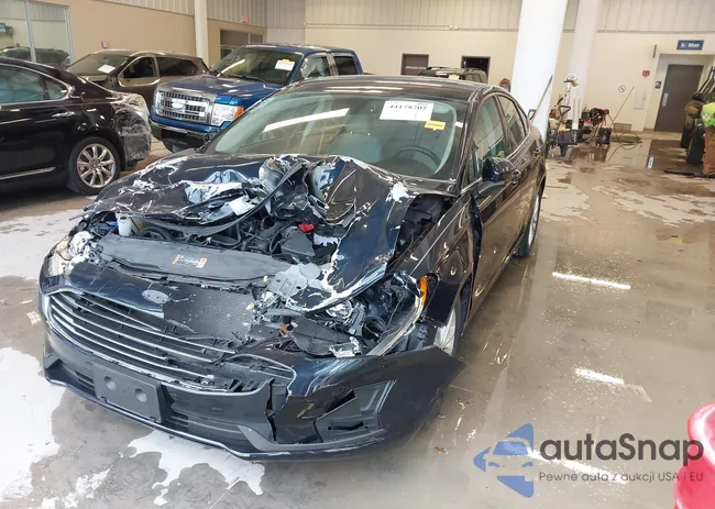 3FA6P0HD2LR219114: 44178702