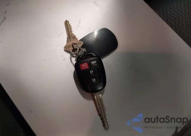 2T1BURHE6KC183222: 44178745