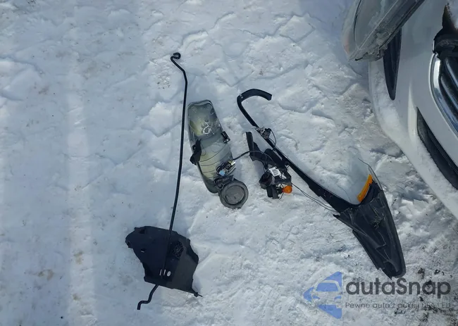 3FADP4AJ1GM126926: 44178753