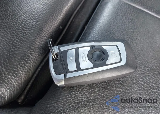 WBA4P3C59HK528445: 44178754