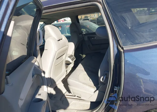 1GNKRFKD4HJ296042: 44178831