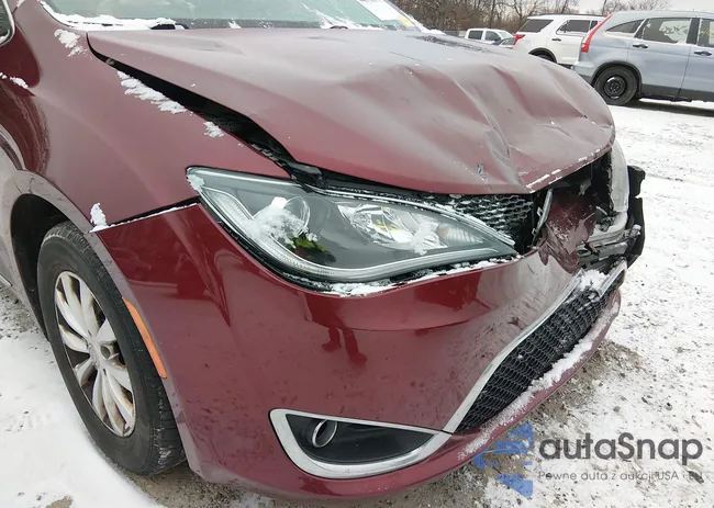 2C4RC1BG3JR107842: 44178877