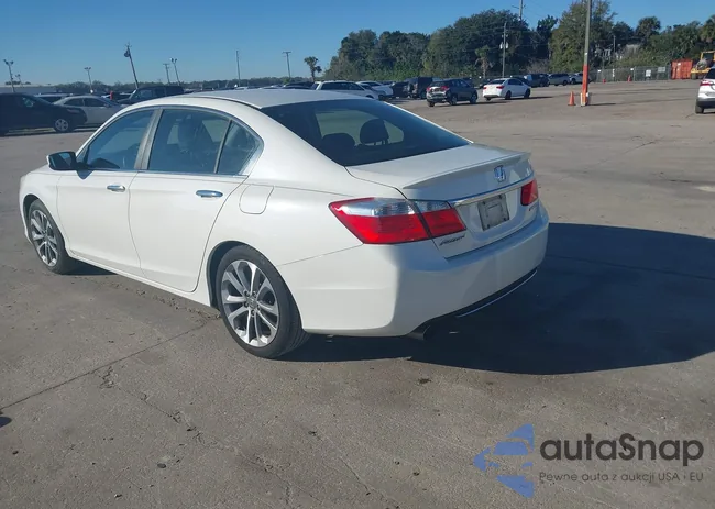 1HGCR2F53DA062124: 44178881