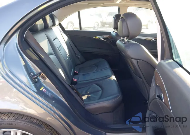 WDBUF87X18B322629: 44178920