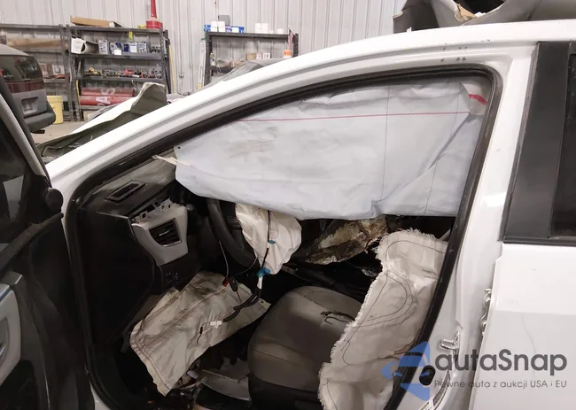 2T1BURHE7EC176266: 44178045