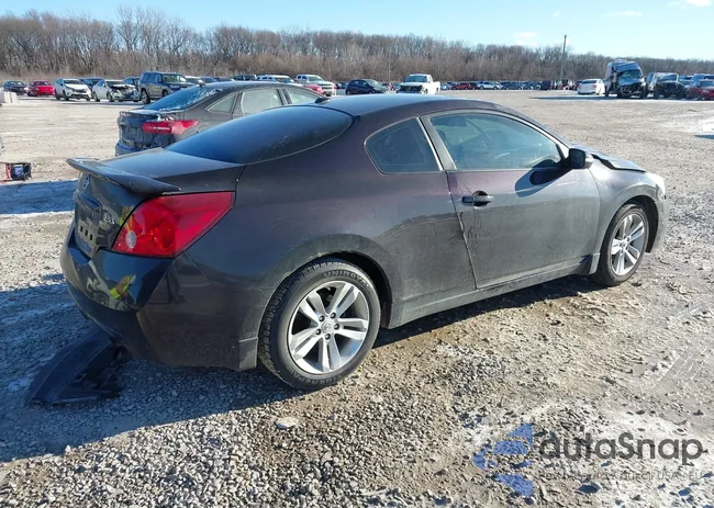 1N4AL2EP6DC131683: 44178066