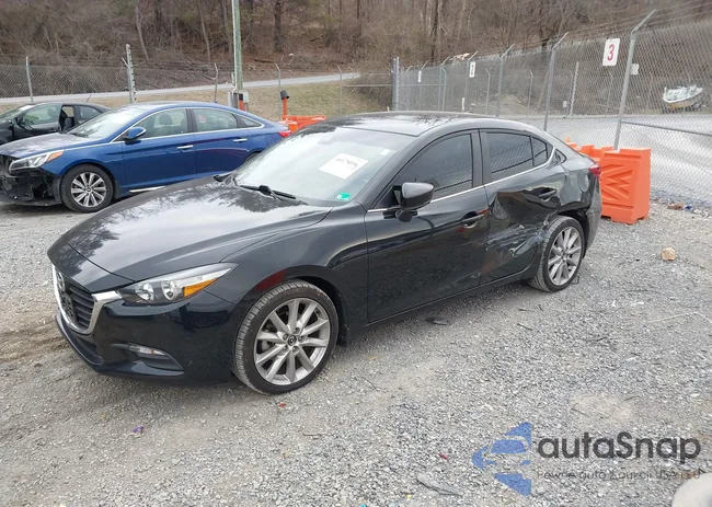 3MZBN1V7XHM132680: 44178096