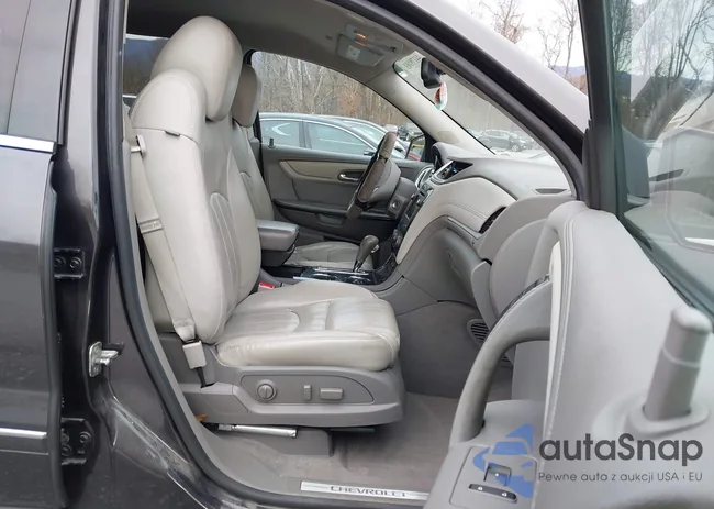 1GNKVJKD3FJ229475: 44178103