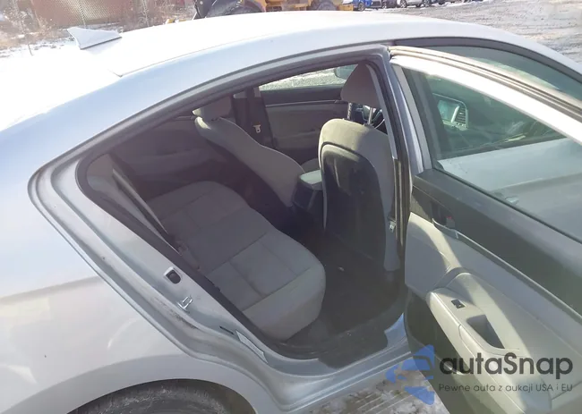 5NPD84LF4JH320458: 44178208