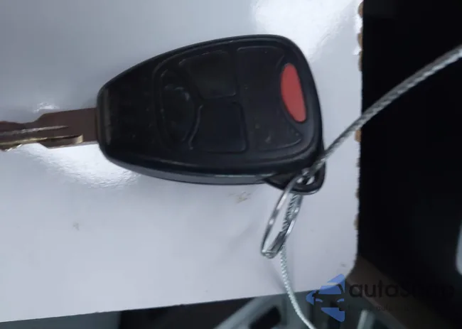 1C4PJMAK6CW215631: 44178250