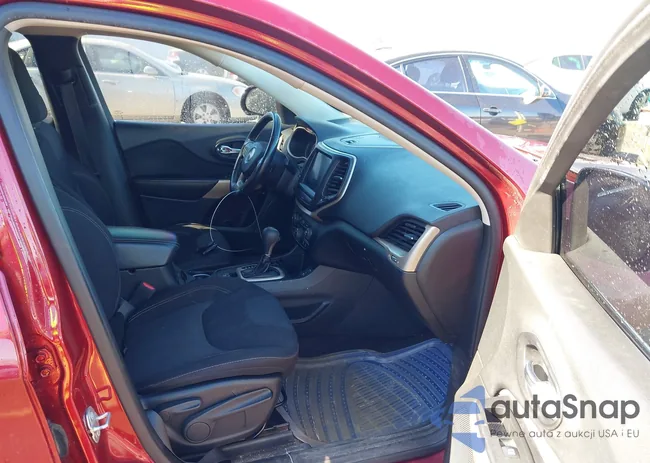 1C4PJLCS4HD219025: 44178343