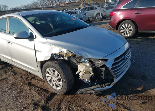 5NPD74LF3JH373414: 44179489