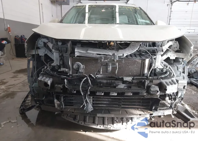 JN8AT3CB3MW221528: 44179503