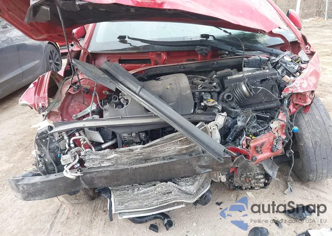 5NPD84LF4JH268670: 44179599