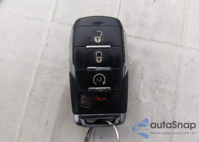 1C6SRFBT0KN865525: 44179627