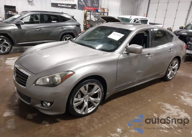 JN1BY1AP8DM510830: 44179636