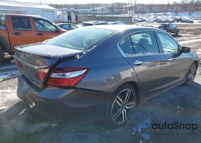 1HGCR2F58HA139687: 44179657