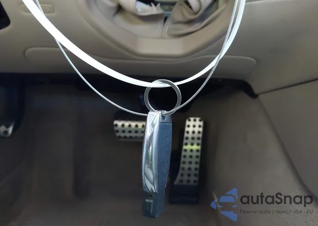 WDDLJ7DB6DA073135: 44179661