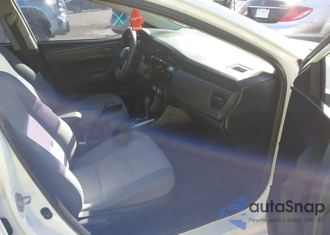 2T1BURHE3EC057680: 44179689