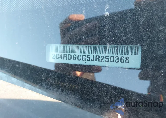 2C4RDGCG5JR250368: 44179691