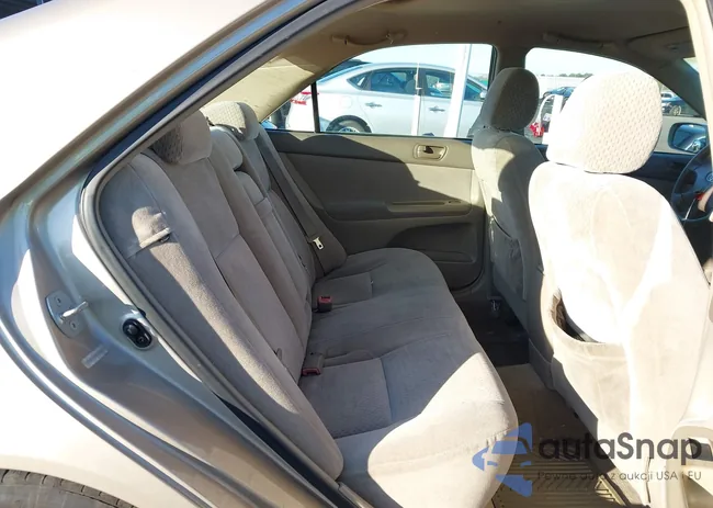 4T1BE32K94U798017: 44179712