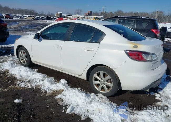 JM1BL1SG9A1301832: 44179718