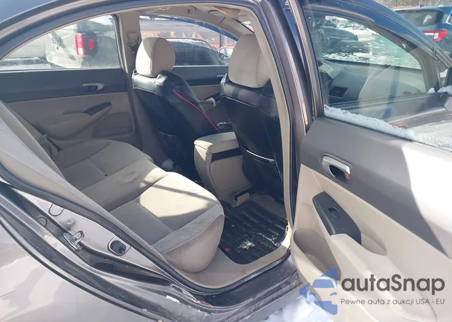 2HGFA1F53AH521115: 44179756