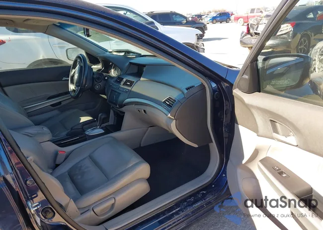 JHMCP26888C040417: 44179763