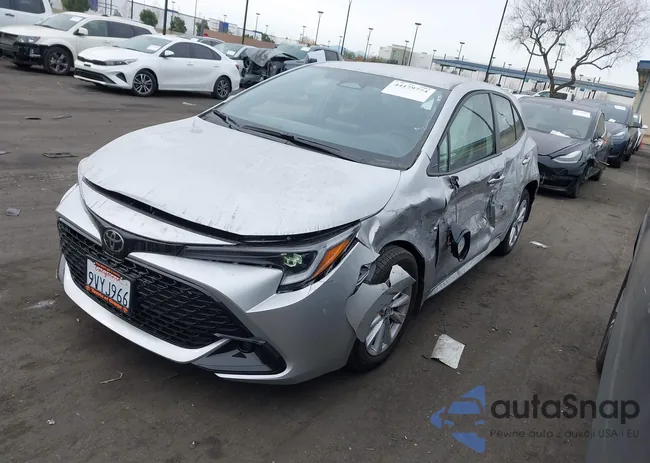 JTND4MBE6T3254977: 44179774