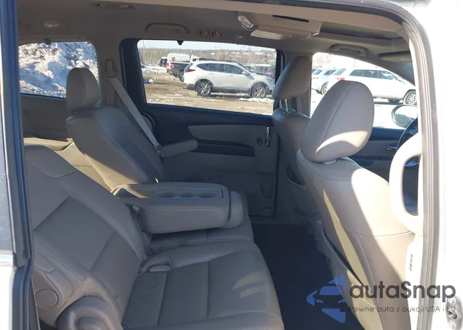 5FNRL5H6XGB160659: 44179789