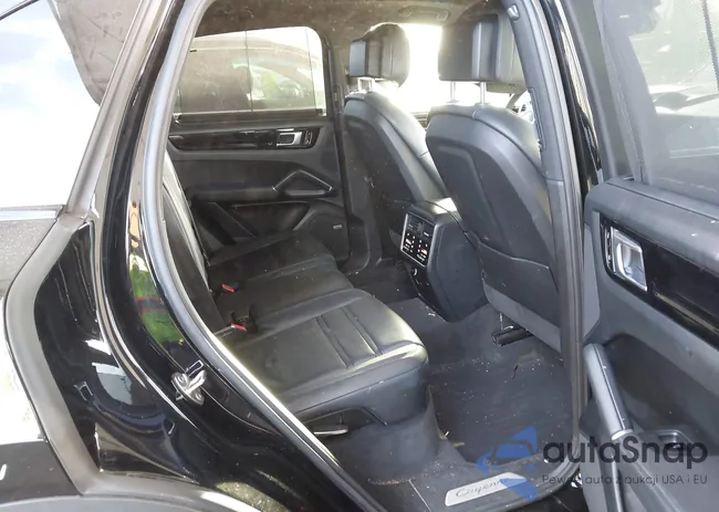 WP1AA2AY1KDA12573: 44179795