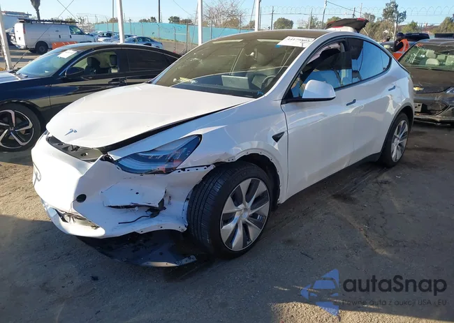 5YJYGAEEXMF112658: 44179805