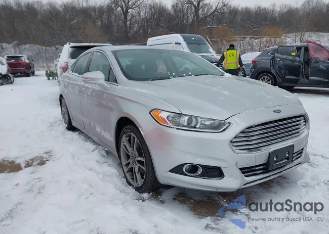 3FA6P0K95GR111578: 44179826