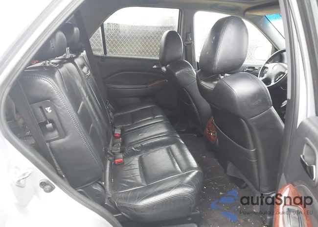 2HNYD18924H517649: 44179853