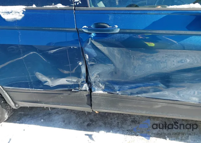 3VV0B7AX3JM096236: 44179857