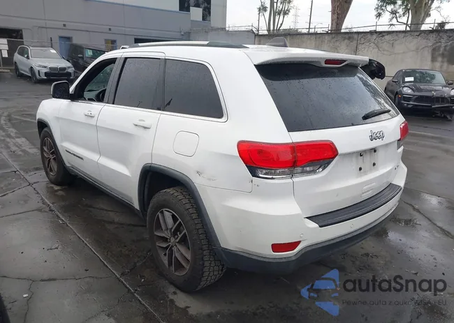 1C4RJEAG3JC412426: 44179865