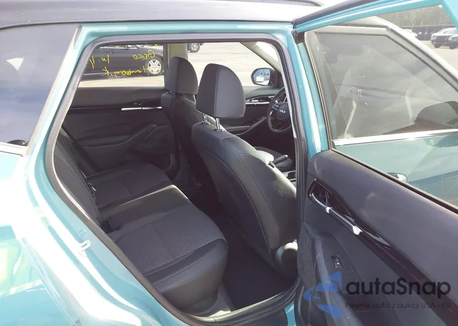 KNDEU2AA2R7601217: 44179869