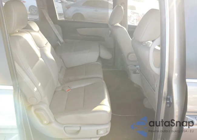 5FNRL5H65CB100380: 44179884