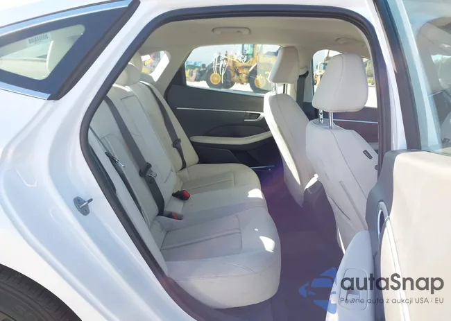 KMHL64JA7SA465880: 44179990