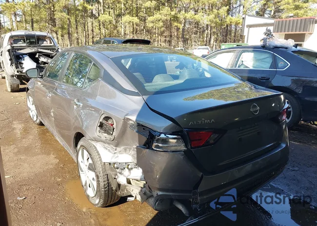 1N4BL4BV3RN319107: 44179992