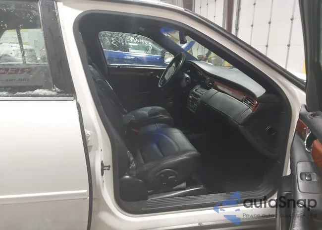 1G6KD54Y01U141657: 44179036