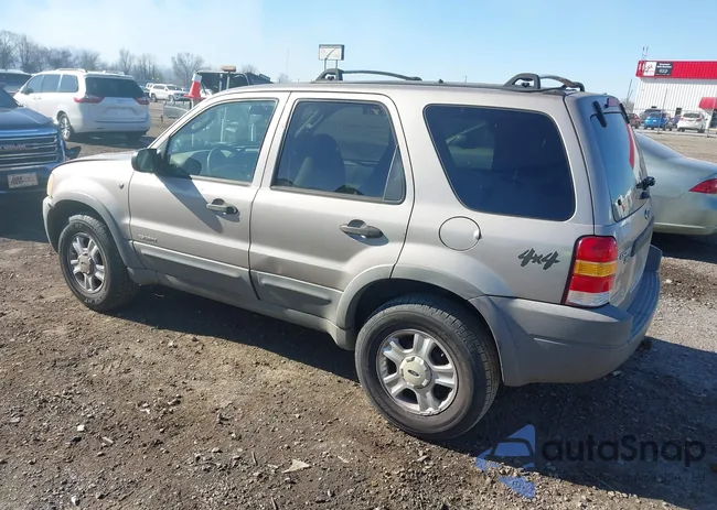 1FMYU04141KA93875: 44179054