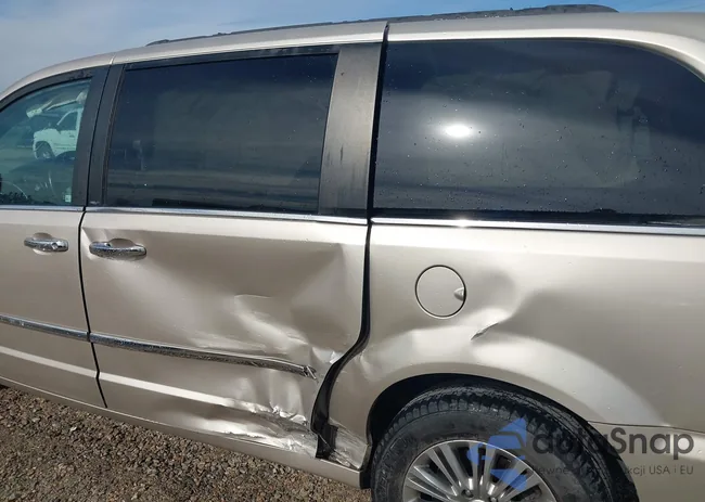 2C4RC1CGXDR778007: 44179155