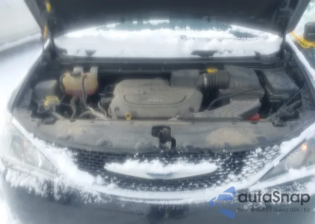 2C4RC1FG5JR113295: 44179211