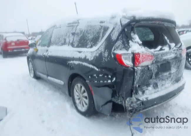 2C4RC1FG5JR113295: 44179211