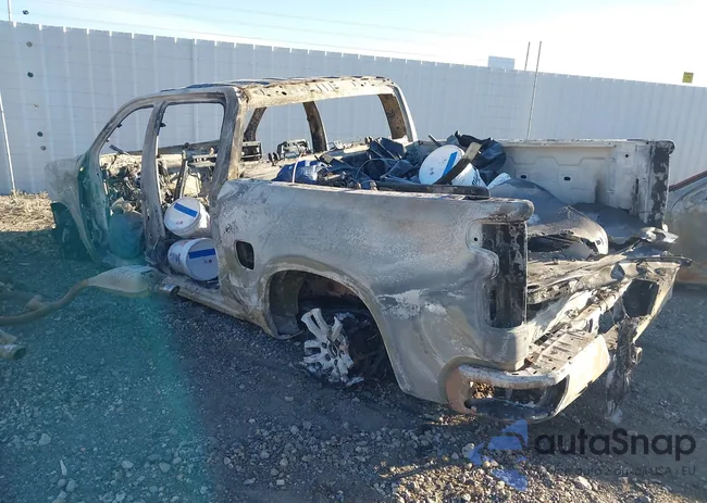 3GCUYDED2MG336828: 44179222