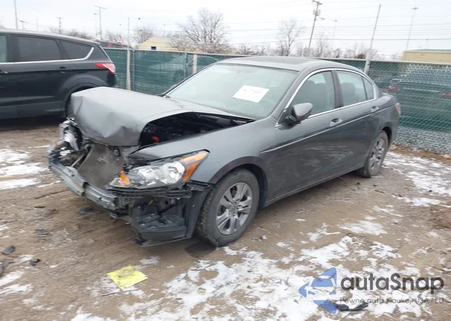 1HGCP2F66BA150242: 44179226