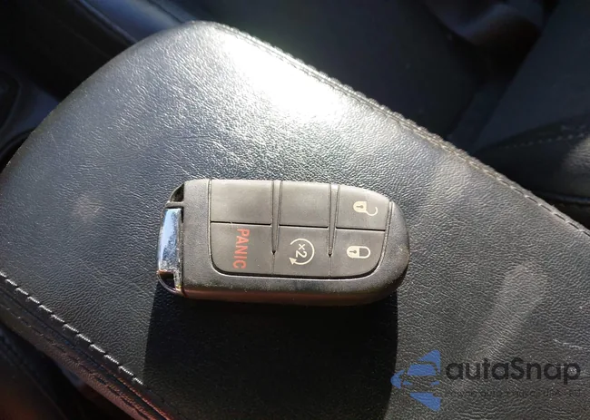 3C4NJDBB8LT129961: 44179309