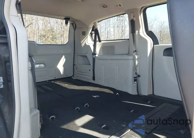 2C4RC1BG0DR691346: 44179311